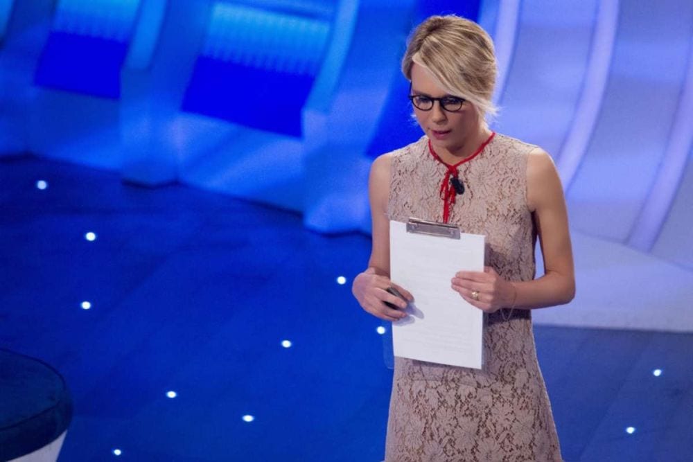 Ex tronista di Uomini e Donne diventa postino di C'è posta per te [FOTO]