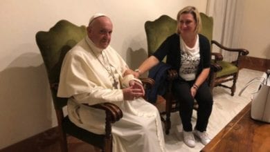 Ex marito uccide le due figlie: Papa Francesco incontra Antonietta, sopravvissuta alla strage di Latina