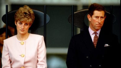 Carlo e Lady Diana: "Tradita con la sorella di..."