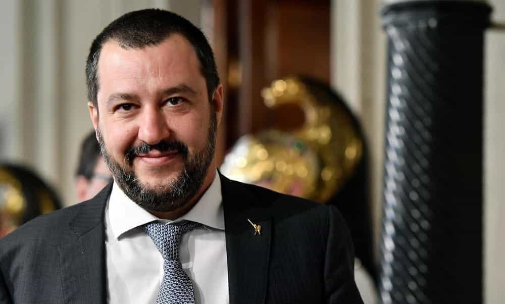"Morto sul colpo il Ministro dell'Interno Matteo Salvini": la news fa tremare il web [FOTO]
