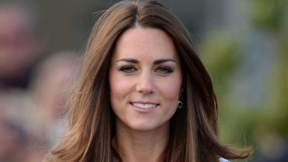 Kate Middleton incinta di due gemelli, come predetto da una cartomante inglese