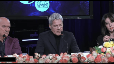 Claudio Baglioni è stato confermato per la seconda volta direttore artistico del Festival di Sanremo, in onda su Rai Uno dal 5 al 9 febbraio 2019.