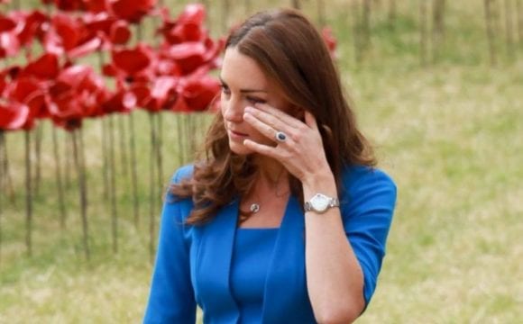 Kate Middleton sta male: la sofferenza atroce per Harry