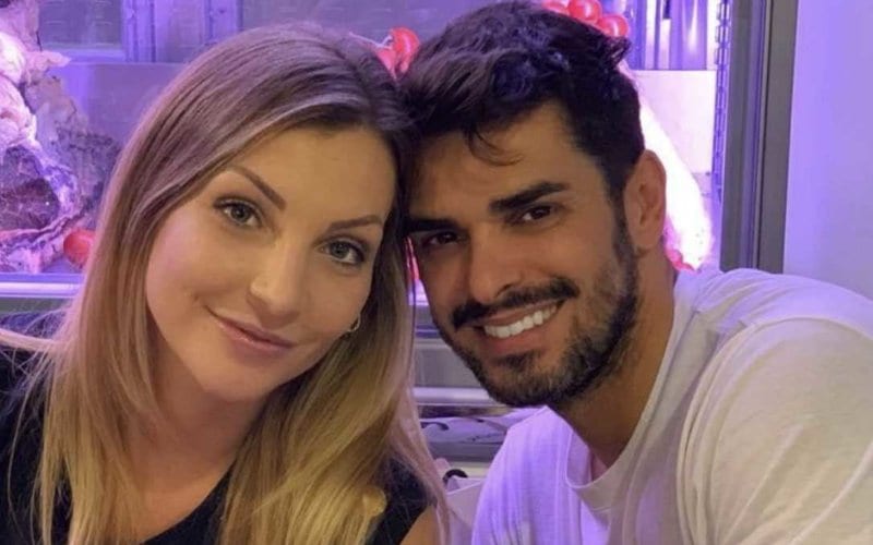 Tara e Cristian matrimonio finito? Lei conferma e toglie la fede