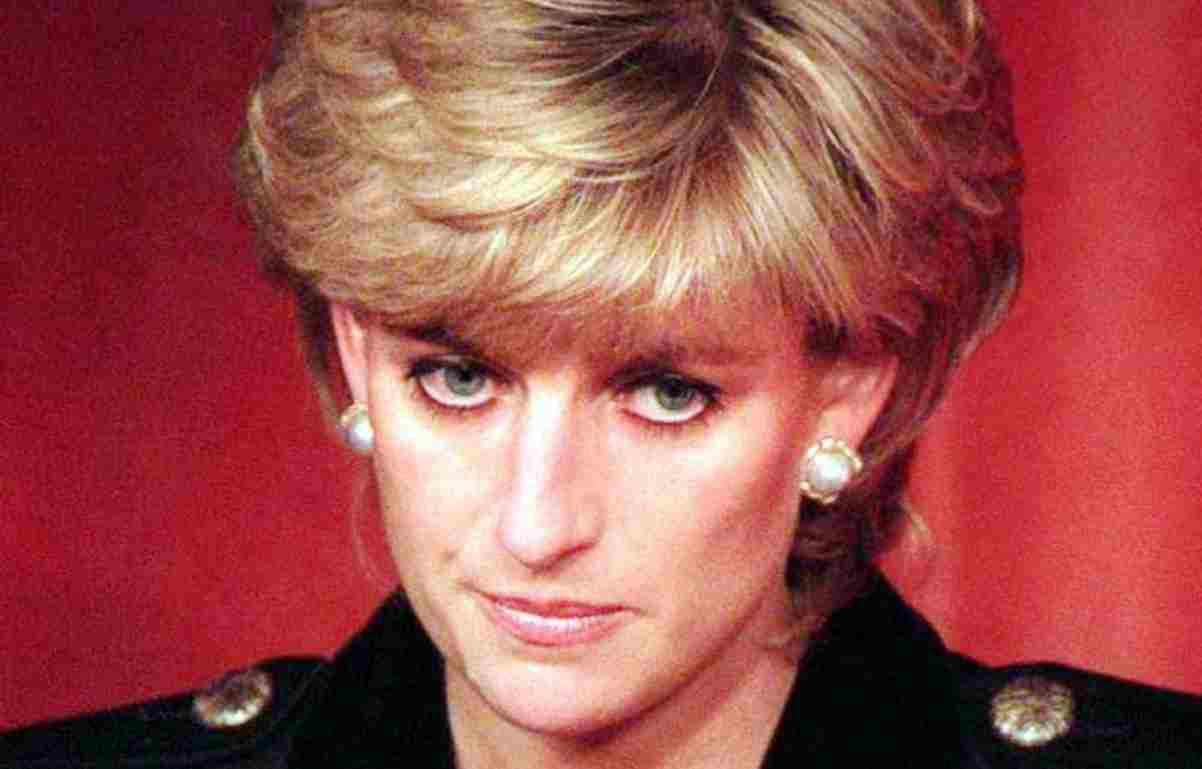 Lady Diana morte misteriosa: "La ferita che nessuno ha notato"