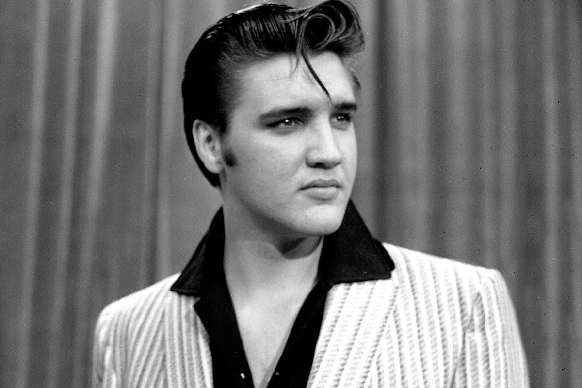Sapete cosa teneva Elvis Presley in piscina? Il cugino svela la follia