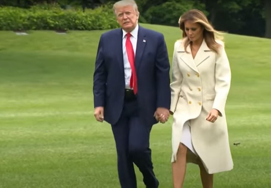 Melania Trump beccata con un militare: la FOTO prova