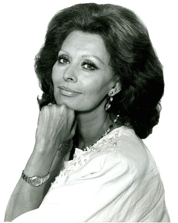 Sophia Loren, l'amore segreto con un divo di Hollywood: "Mi sentivo morire"