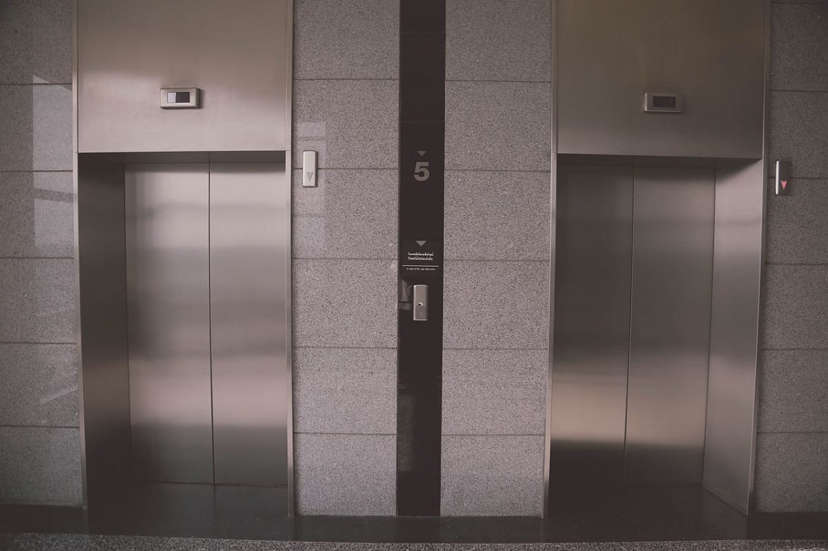 Hotel pecora ascensore