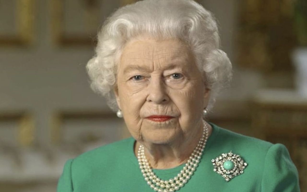 Perché la regina Elisabetta festeggia il compleanno due volte?