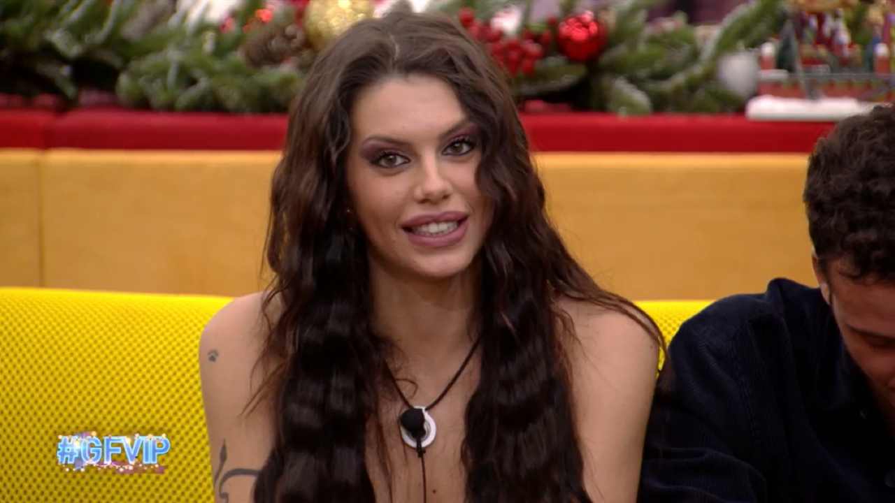 Antonella Fiordelisi durante la diretta del GF Vip 7 (screenshot Mediaset Infinity) - Velveltgossip