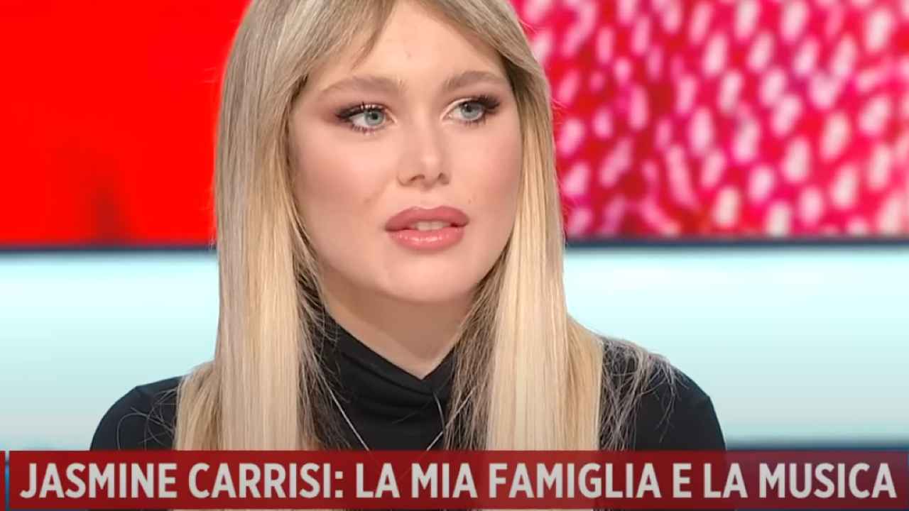 Jasmine Carrisi nello studio di Storie Italiane (screenshot Youtube) - Velvetgossip