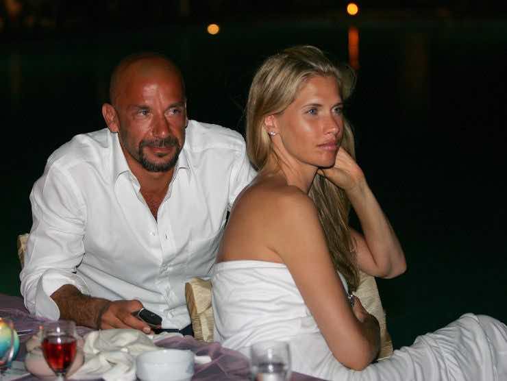 Gianluca Vialli con la moglie Cathryn White-Cooper nel 2006 (foto ansa, velvetgossip)