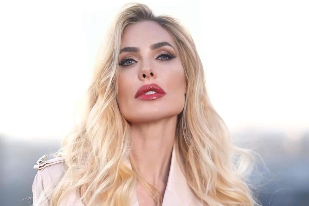 Ilary Blasi, com'è la conduttrice senza trucco