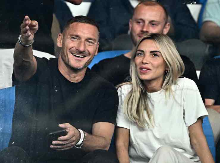 Francesco Totti Noemi indizi social