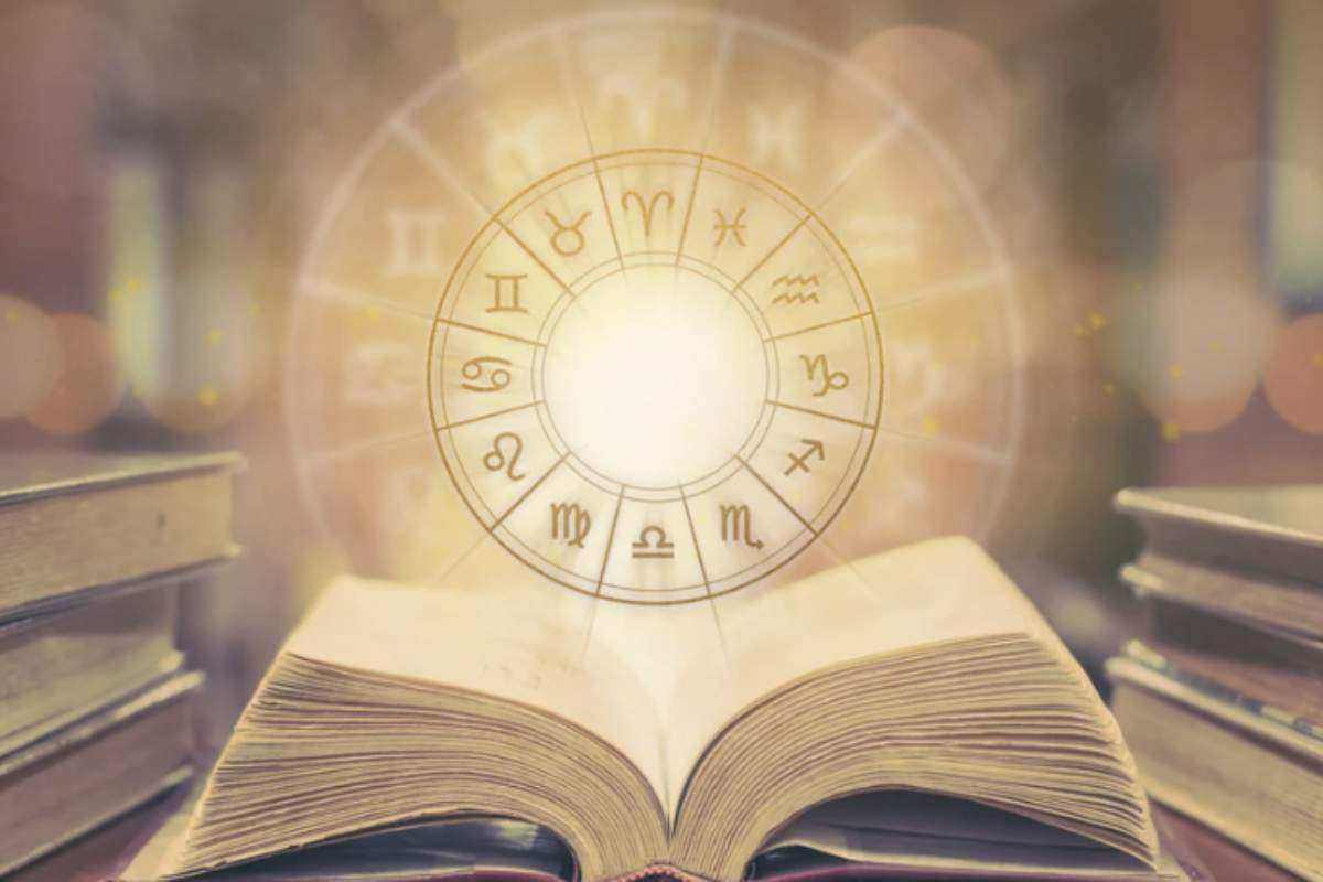 Il Sole, stella centrale del sistema solare e simbolo fondamentale nell’astrologia, si trova nel segno del Capricorno, portando luce e calore